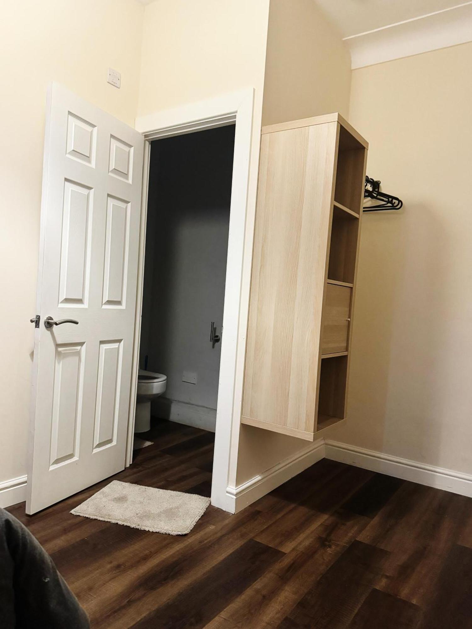 Nice And Pleasant Thornton Heath Екстериор снимка