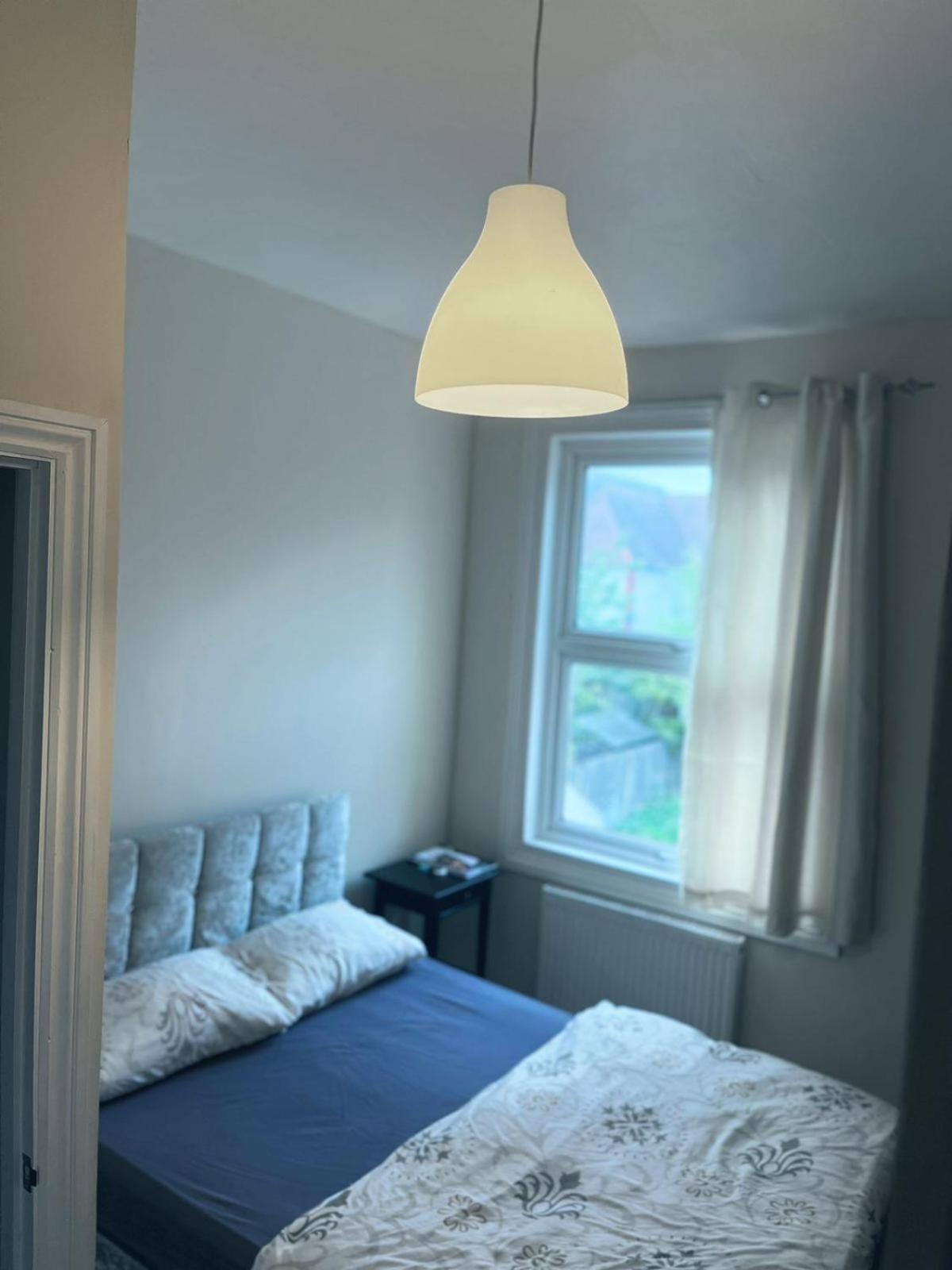 Nice And Pleasant Thornton Heath Екстериор снимка
