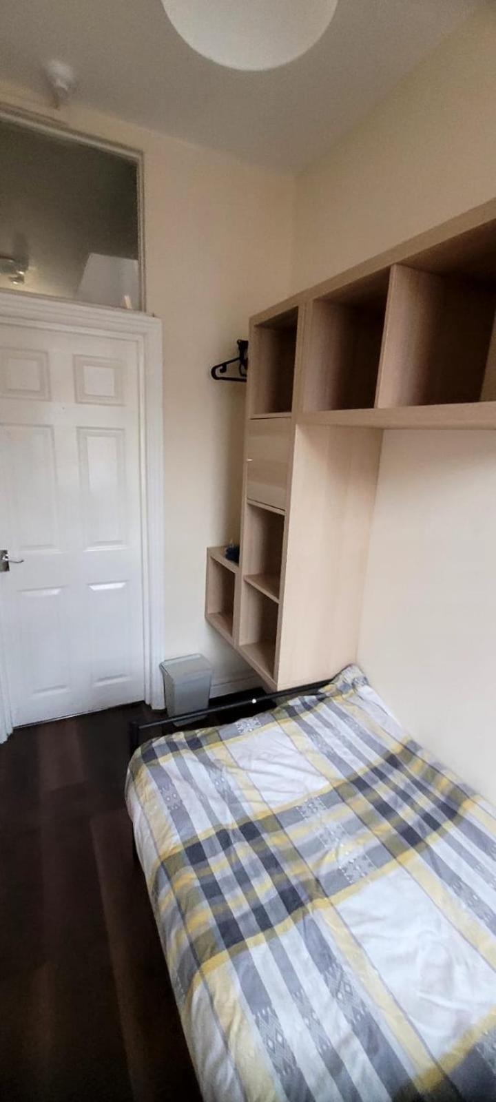 Nice And Pleasant Thornton Heath Екстериор снимка
