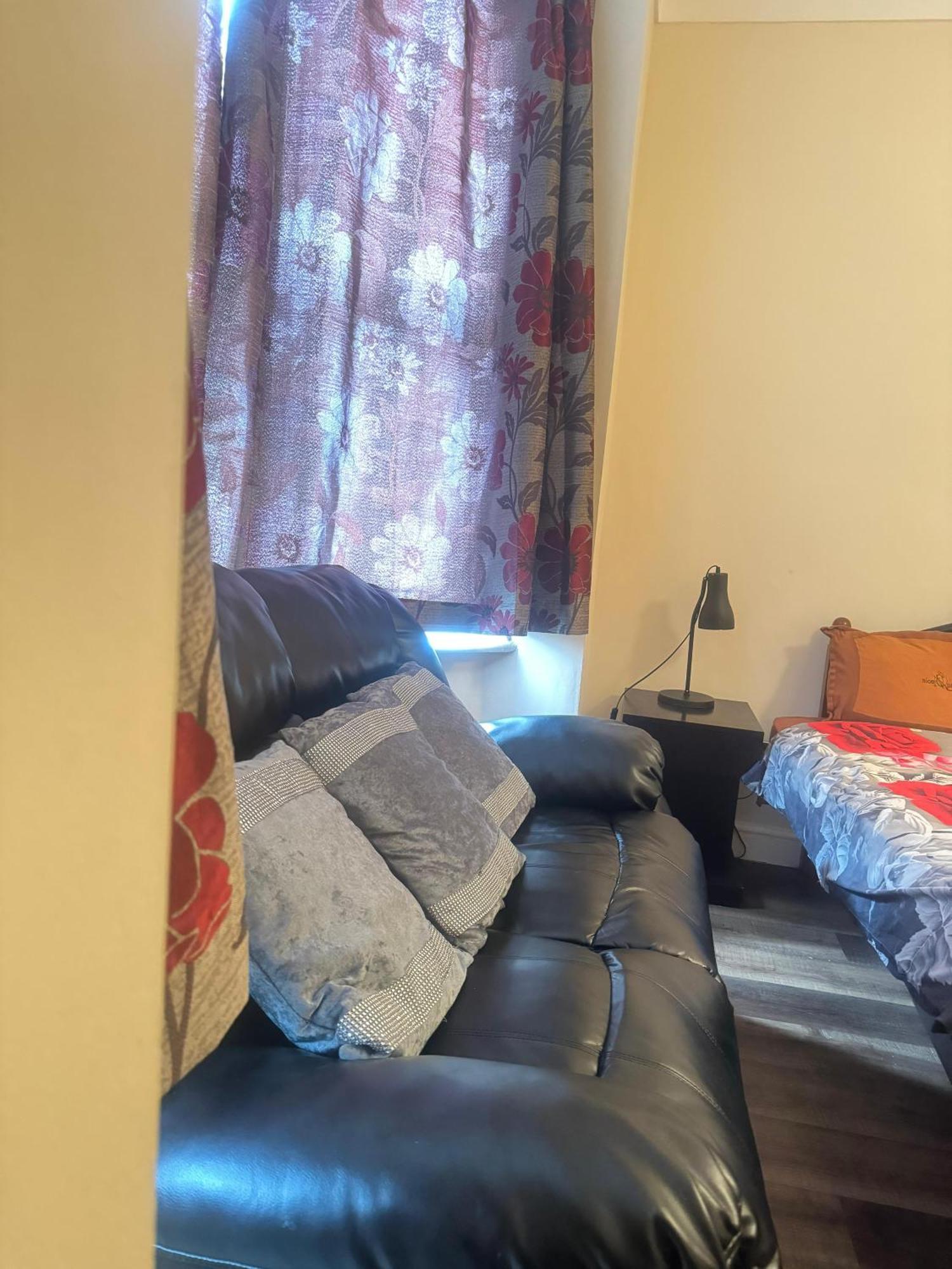 Nice And Pleasant Thornton Heath Екстериор снимка